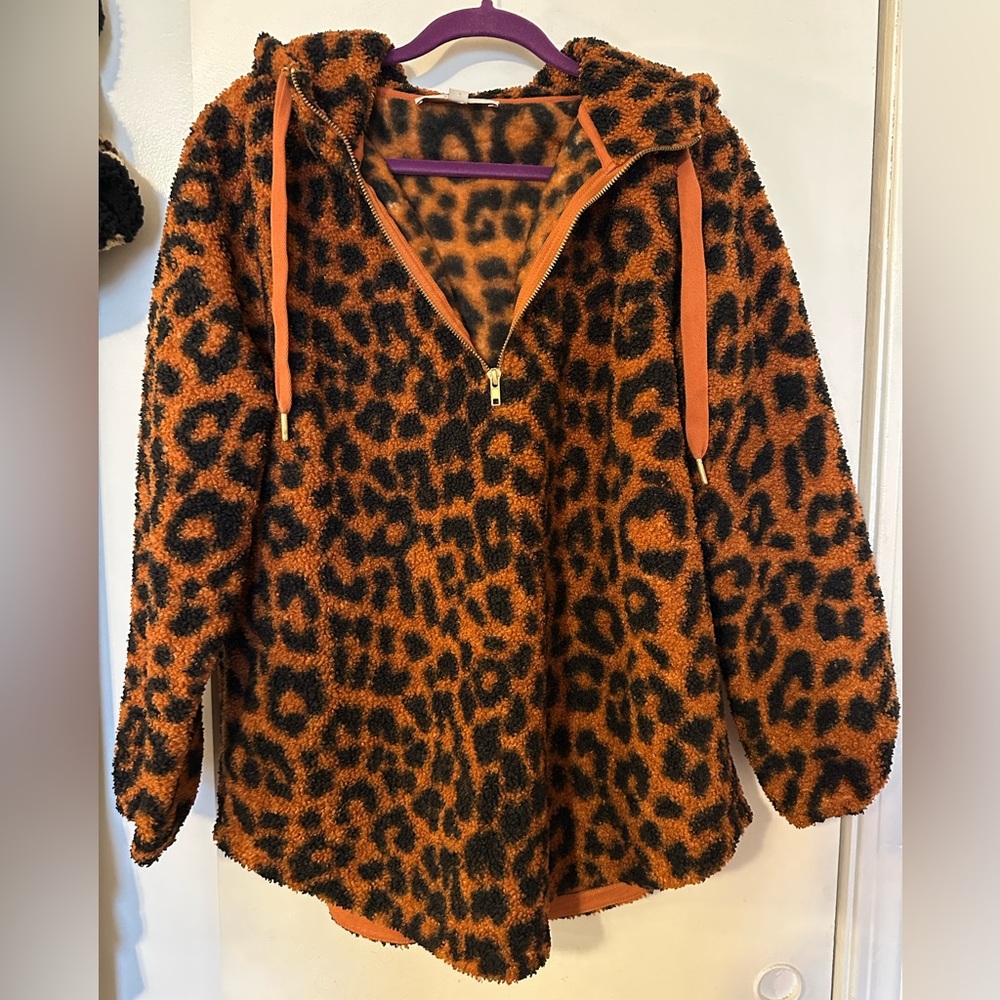 Leopard Print Pullover